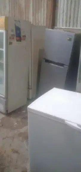 Dicari dan dibeli barang bekas kulkas