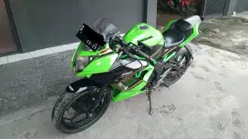 Kawasaki Ninja 250 Fi Mono 2019