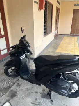 Vario 125 Hitam 2022 keyless Mulus