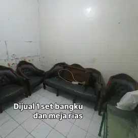 Bangku dan meja