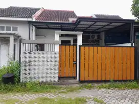 Dijual Rumah dengan lokasi strategis,aman dan nyaman