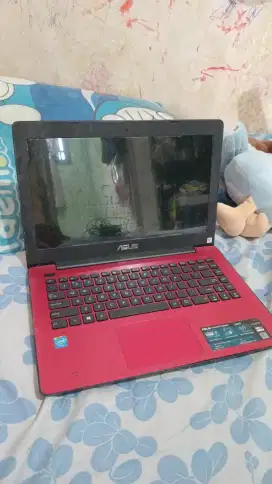 Laptop asus tahun 2019