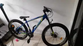 Jual cepat!!! Sepeda Gunung Genio M349 like new kondisi 100%