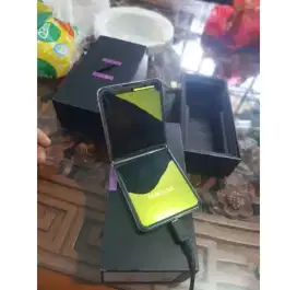 Dijual samsung zflip minus lcd