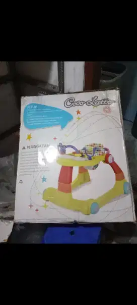 tempat duduk anak bayi