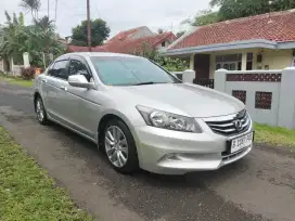 Honda Accord Vtil AT 2011