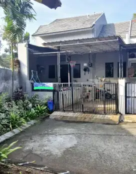 DIJUAL RUMAH DI BUKIT GOLF CIMANGGIS