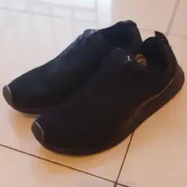 Sepatu Puma ST Trainer Evo Slip On