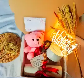 Hampers Hadiah Kado Ultah Wanita