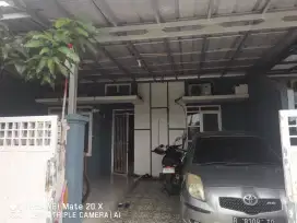 Jual rumah cepat lingkungan nyaman dan asri depan taman