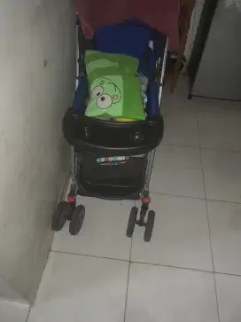 Stroller Bayi Kokoh