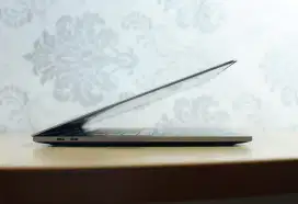 MacBook Pro Retina Touchbar 2018