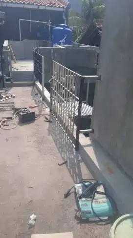 Mengerjakan renovasi/dari nol Rumah kontrakan gudang