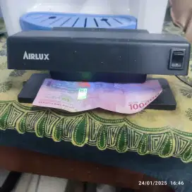Airlux money detector