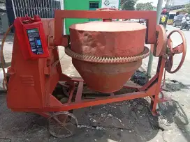 Molen cor merek Putra Mandiri 50 kg, mesin China Dong Hai 8 PK mantap