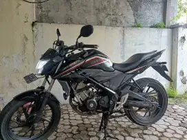 Honda CB150R 2015 LED