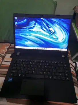 LAPTOP BARU dijual BEKAS (ACER TMP214 I7 -1165G7) NEGO tipis sj ya
