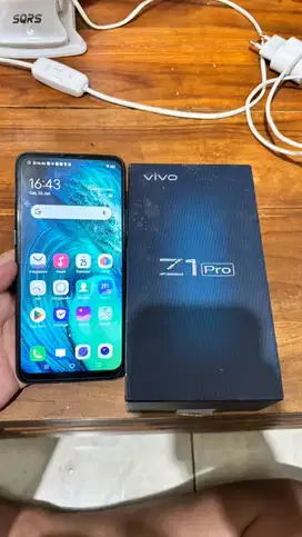 Vivo Z1 Pro second