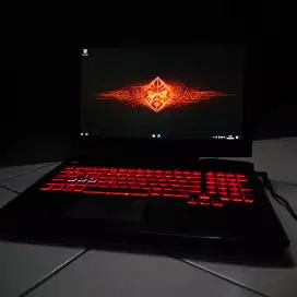 Laptop Gaming HP Omen 15 ce088tx