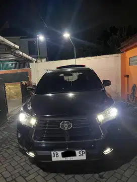 Innova Venturer 2019 Matic