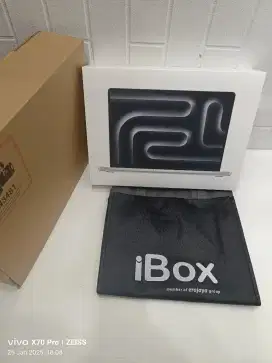 Macbook Pro M3 14-iNci Ram 16/1TB New Segel Garansi Resmi iBox