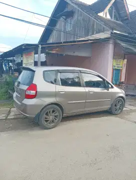 Di jual Honda jazz gd3 punya pribadi