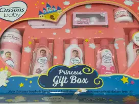 Cussons Baby Gift Box