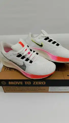 Sepatu joging nike no.40