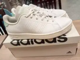 Sepatu Adidas women original