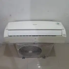 Second Ac Sharp 1/2pk R32 ( mulus dan Dingin)