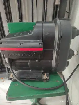 mesin pendorong air