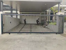 Pagar Besi Holo Galvanis minimalis