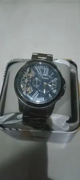 Jam fossil cowok