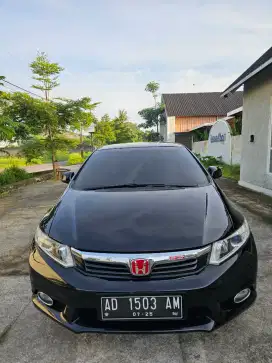 Civic FB 1.8 Matic Istimewa