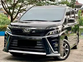 Voxy 2.0L Automatic (2018) Cakeppp