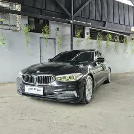 BMW 530i G30 LUXURY LINE 2017
