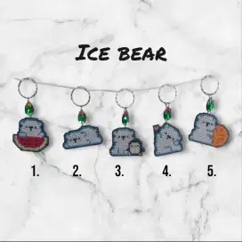 Gantingan kunci handmade tema ice bear