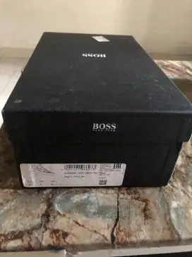 Dus (Box) Sepatu Hugo Boss Original second Size 41/42 man