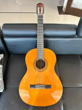 Dijual Gitar Yamaha C40