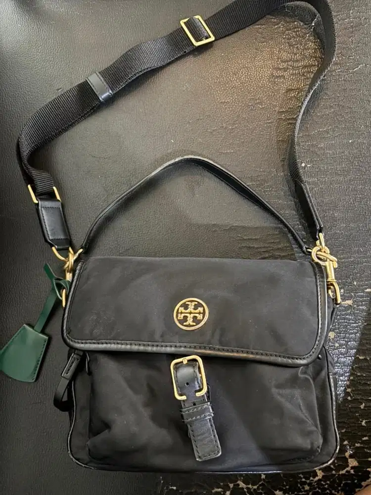Tory burch piper nylo