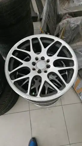 Velg R18 HSR MANDONG