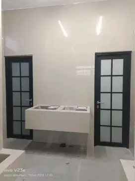 Jendela aluminium, pintu kaca dan sekat kaca