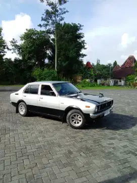 Dijual Toyota corolla ke 30 th 79