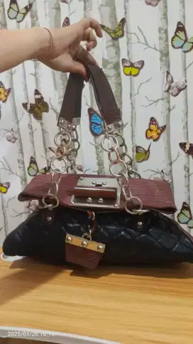 Tas brand Donini Ori Kulit