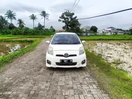 Yaris E Manual 2012