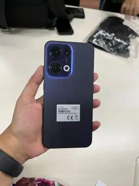 Oppo Reno 13 12/512 blue