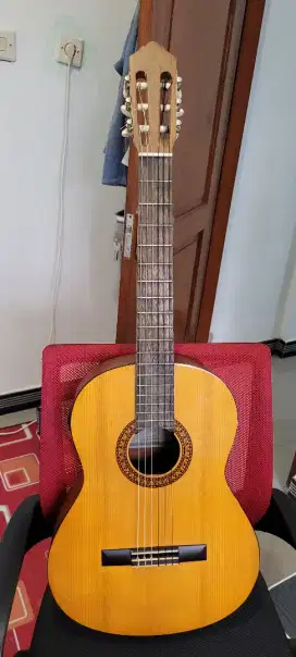 Gitar Klasik Yamaha