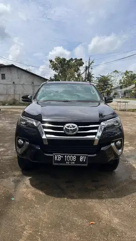 Fortuner SRZ 4x2 matic tahun 2016