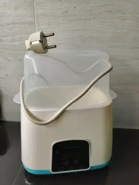 Baby bottle warmer and sterilizer