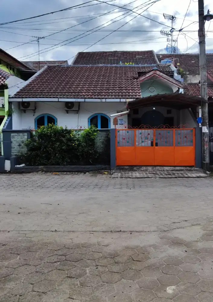 Jual Rumah PCI dekat pinggir jalan